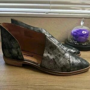 Free People Royale D’Orsay pointed toe Flats Metallic Onyx Silver leather